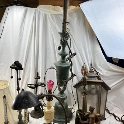 Antique lamp lighting lot