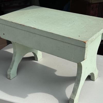 2 Wood Stools
