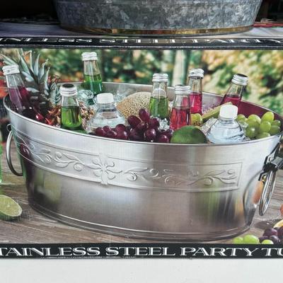 Med Galvinized Tub & Large Stainless Steel Party Tub