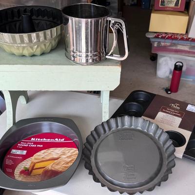 Bakeware Lot