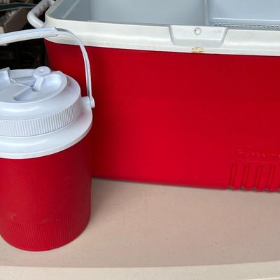 Rubbermaid Cooler and Thermos