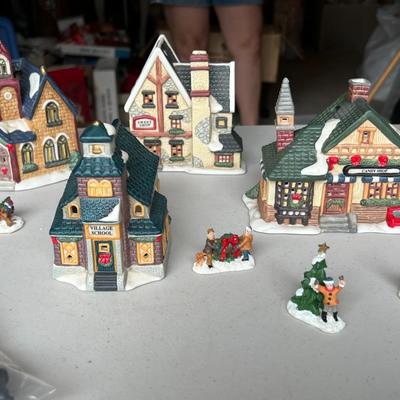 Holiday Village Set