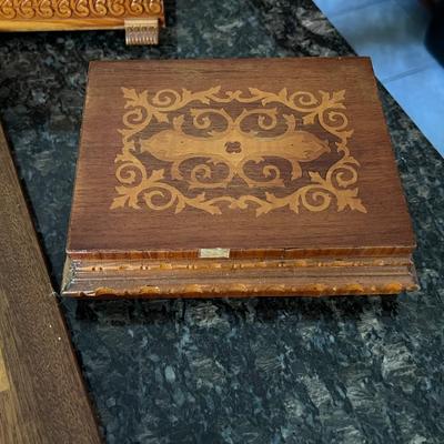 Decorative Wooden Boxes and Wood Chess Board
