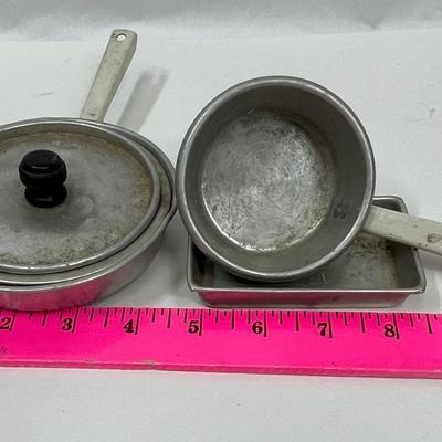 Miniature Kid Sized Aluminum Pots and Pans Vintage toys