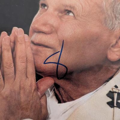 Pope John Paul II & Pope Francis Magazines Choice 8