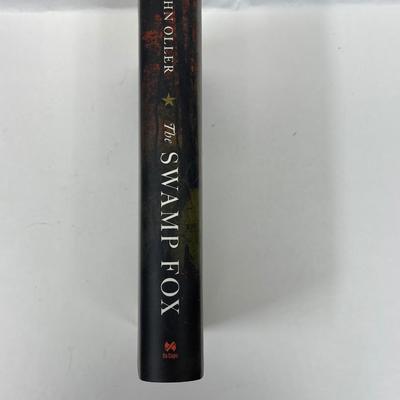 The Swamp Fox by John Oller Hardback in good condition