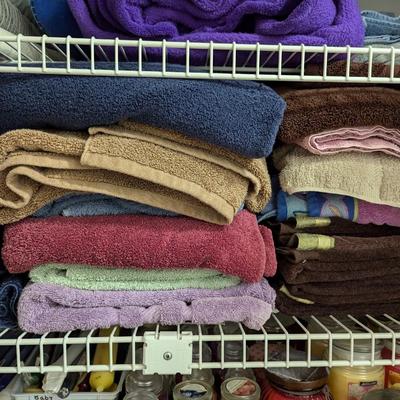 Assortment Of Linens Towels (see all pictures)