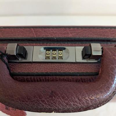 American Tourister Leather Briefcase With Combo
