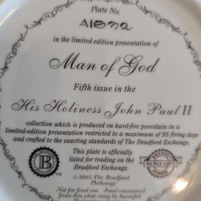 Numbered His Holiness John Paul II Bradford Exchange Plates With COA
