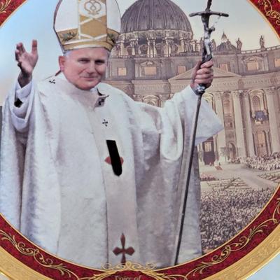 Numbered His Holiness John Paul II Bradford Exchange Plates With COA