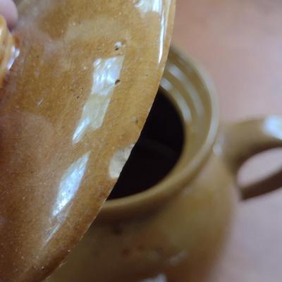 Glazed Pottery Bean Pot with Lid
