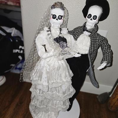 Halloween Decor Day of the Dead Bride and Groom Statue Figures ~14"