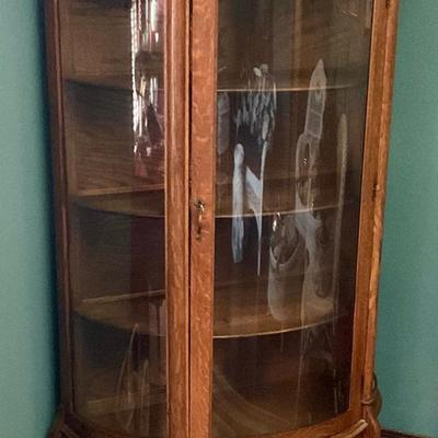 Very nice Oak curved glass China cabinet