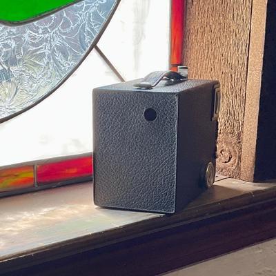 Vintage Brownie land camera, excellent condition