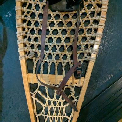Vintage Like New Snocraft Rawhide & Wood Snow Shoes