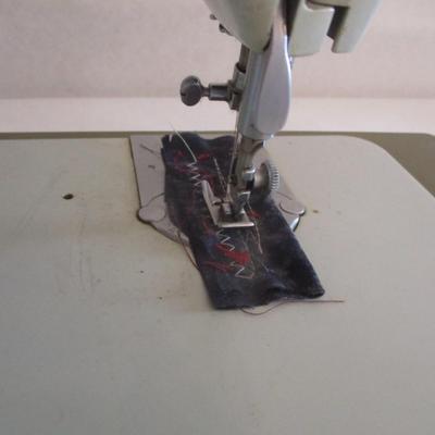 Singer Touch & Sew Special Zig-Zag Model 626