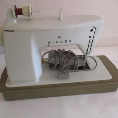 Singer Touch & Sew Special Zig-Zag Model 626