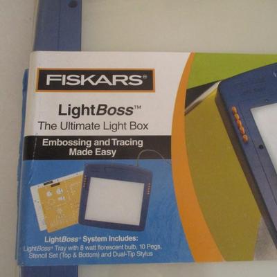 Friskars ShapeBoss & Light boss Embossing Systems