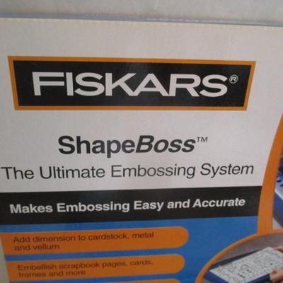 Friskars ShapeBoss & Light boss Embossing Systems