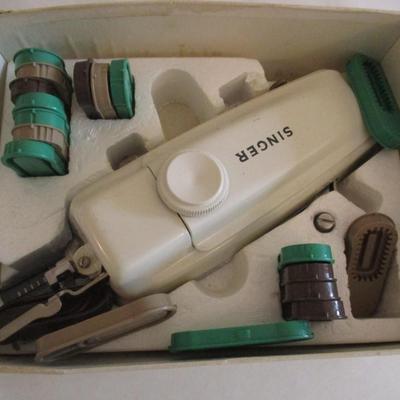 Singer Automatic Buttonholer