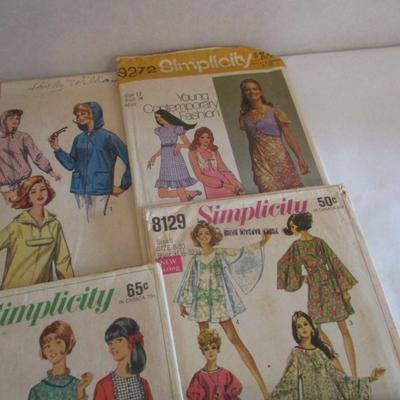 Vintage Clothing Patterns Simplicity Butterick McCalls Choice 1