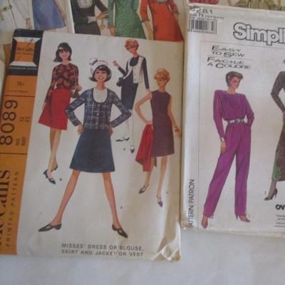 Vintage Clothing Patterns Simplicity Butterick McCalls Choice 1