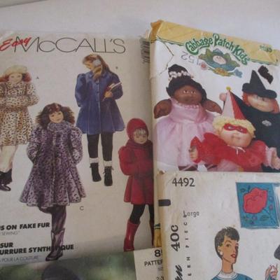 Vintage Clothing Patterns Simplicity Butterick Choice 5