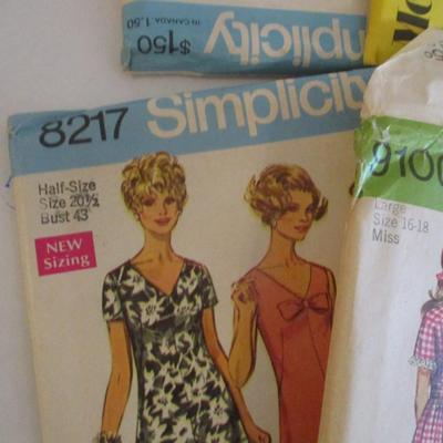 Vintage Clothing Patterns Butterick Simplicity Choice 8