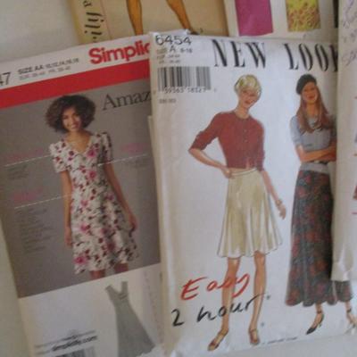 Vintage Clothing Patterns McCalls Simplicity Choice 10 (see all photos)