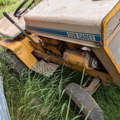 Cub Cadet 104 Project Tractor
