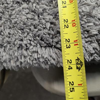 Bathroom Rugs 16" x 24" - (2) 20" x 33 1/2" - 59" x 24"