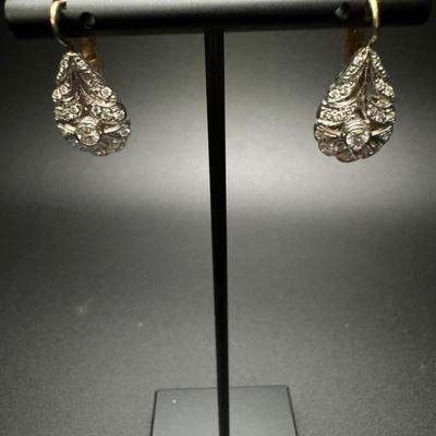 14K Hanging Diamond Earrings