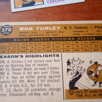 LOT 2 OLD YANKEES BASEBALL CARDS