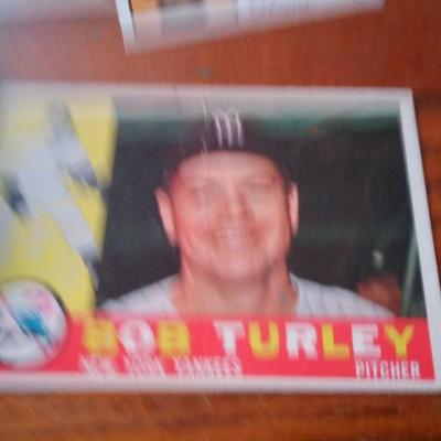 LOT 2 OLD YANKEES BASEBALL CARDS