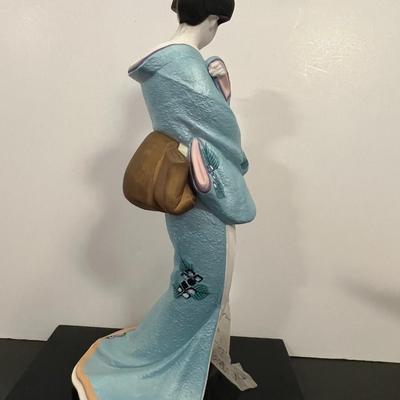 Vintage Japanese Hakata Ceramic Doll