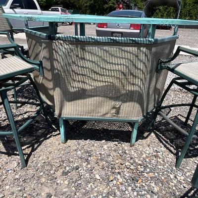 Lot# 192 Metal Outdoor Bar Set with 4 Swivel Matching Bar Stools
