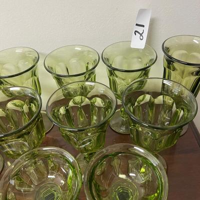 vintage green indiana thumb print glass set