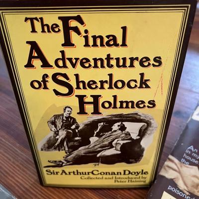 vintage sherlock holmes consulting detective game, book lot