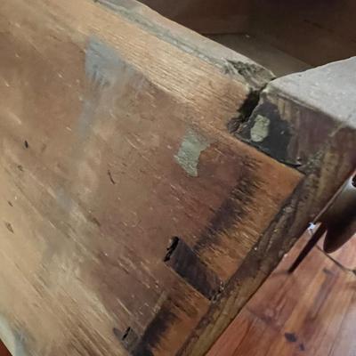early 4 drawer pine chest