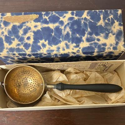 Antique tea strainer ORIG BOX