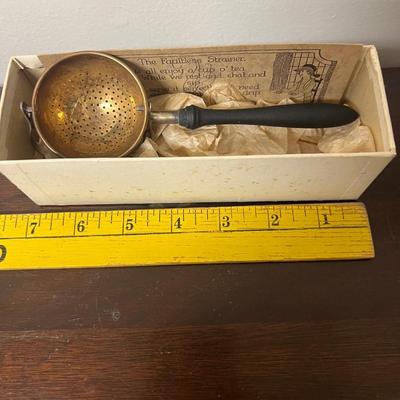 Antique tea strainer ORIG BOX