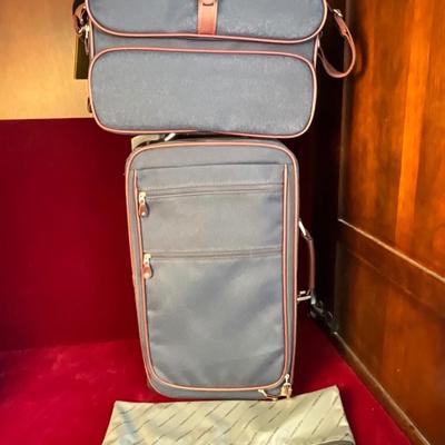 Lot# 205 Samsonite & Olympia Carry-On Luggage