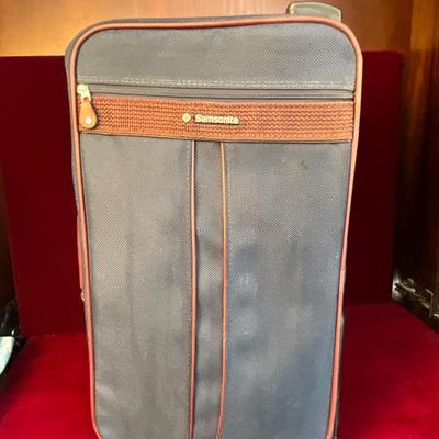 Lot# 205 Samsonite & Olympia Carry-On Luggage