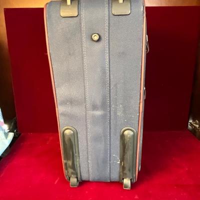 Lot# 205 Samsonite & Olympia Carry-On Luggage