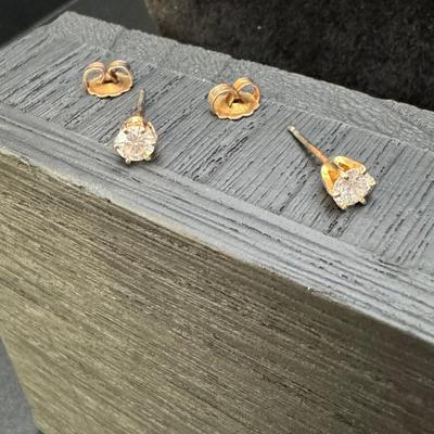 14K Gold Diamond Necklace & Diamond Stud Earrings