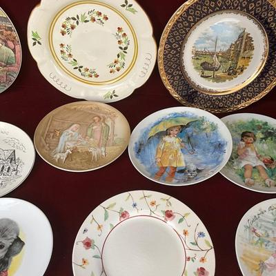 Lot# 215. Vintage Plate Collection