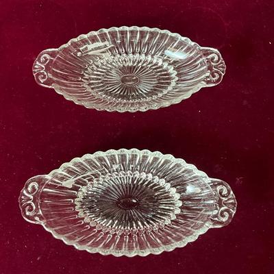 Lot# 220 Lot of Clear Glass Assorted Dishes/Oval Serving Dishes