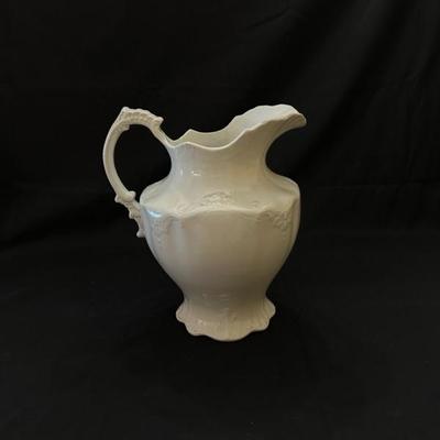 Decorative Dishes