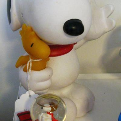 Vintage Peanuts Snoopy Woodstock Vinyl Coin Bank Collectible
