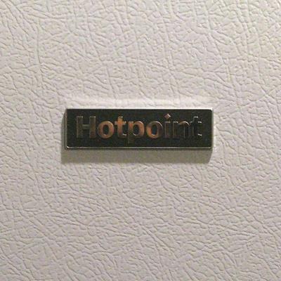 Hotpoint Smaller Refrigerator Freezer - Very Nice and Clean - Perfect for Basement or Garage